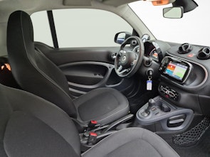 Vehicle image SMART Fortwo Coupé EQ Passion / ab 3,99% Leasing bei Abschluss einer Protect Autoversicherung