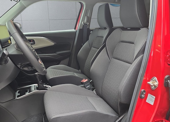 Vehicle image 15 Vehicle image 15