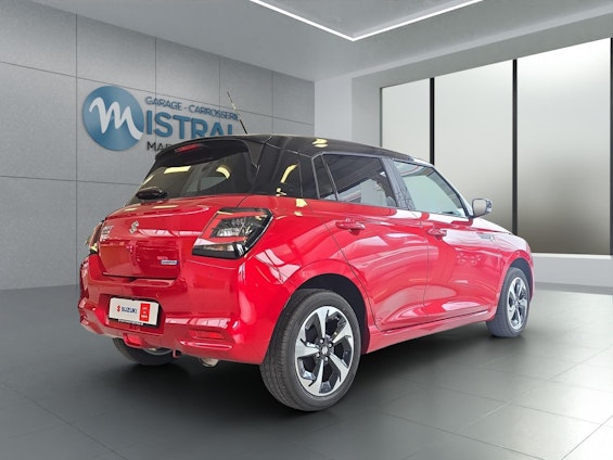 Vehicle image 4 Vehicle image 4