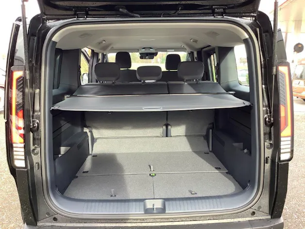 Kia PV5 Passenger 71.2 kWh Elite