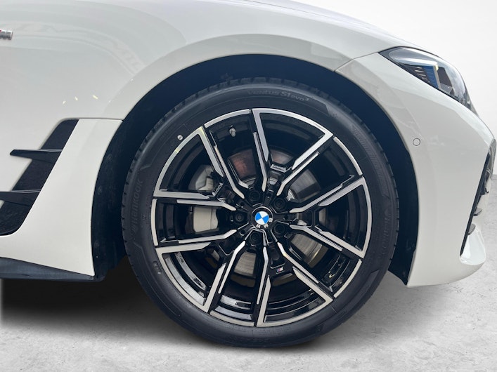 Vehicle image BMW 4 SERIES