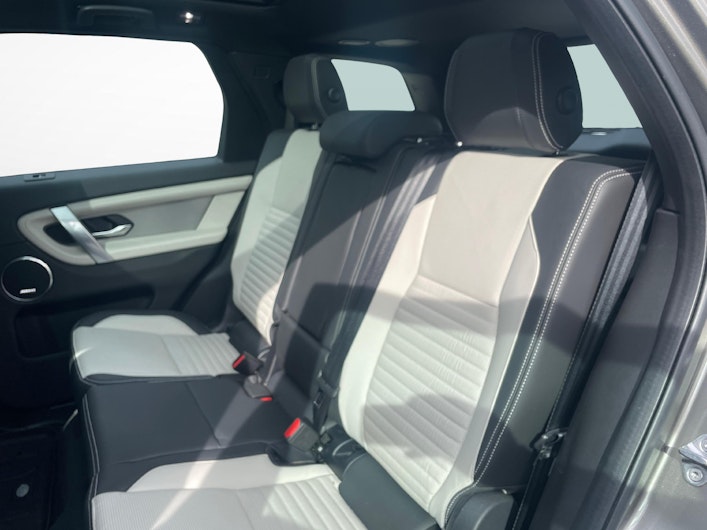 immagine del veicolo LAND ROVER DISCOVERY SPORT