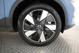 Vehicle image VOLVO XC40 E80 Twin Ultimate AWD