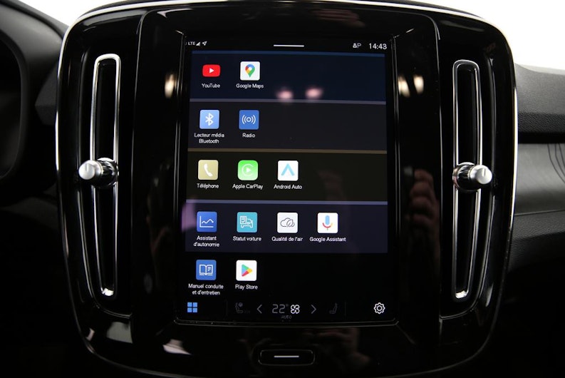 Vehicle image VOLVO XC40