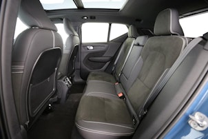 Vehicle image VOLVO XC40 E80 Twin Ultimate AWD