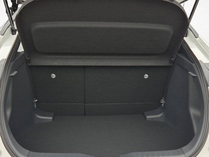 Vehicle image TOYOTA C-HR