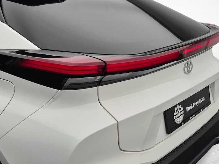 Vehicle image TOYOTA C-HR