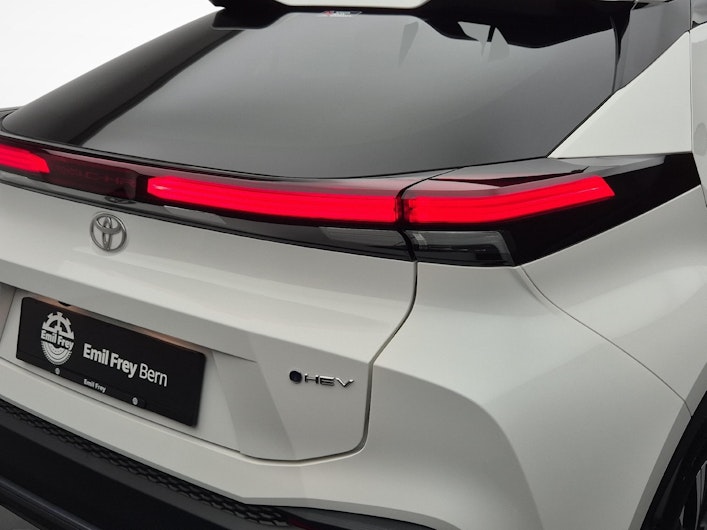 Vehicle image TOYOTA C-HR