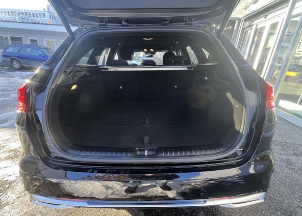 Vehicle image 4 Vehicle image 4