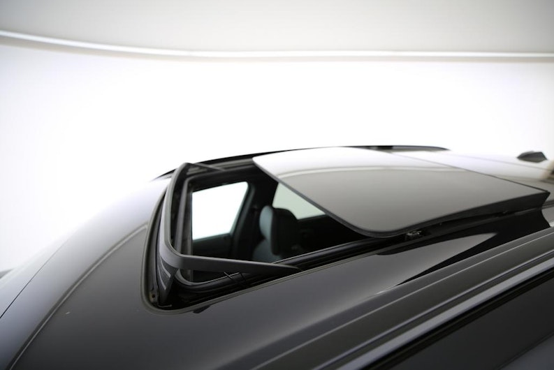 Vehicle image BMW X5