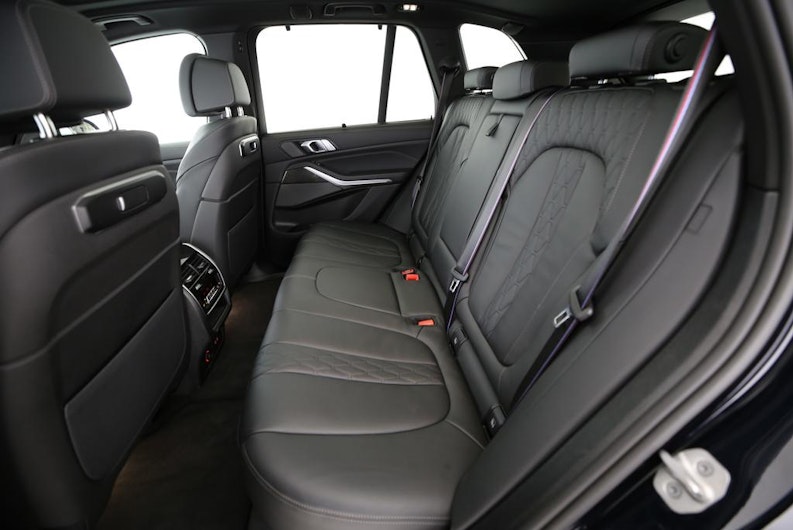 Vehicle image BMW X5