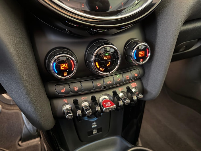 Vehicle image MINI MINI