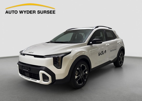 First vehicle image First vehicle image