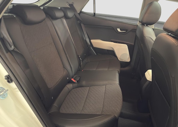 Vehicle image 11 Vehicle image 11