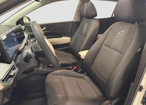 Vehicle image 8 Vehicle image 8