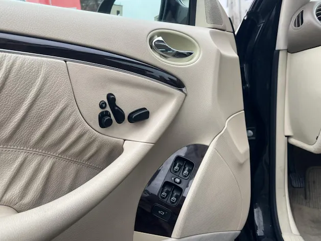 Mercedes-Benz CLK 350 Elégance 7G-Tronic