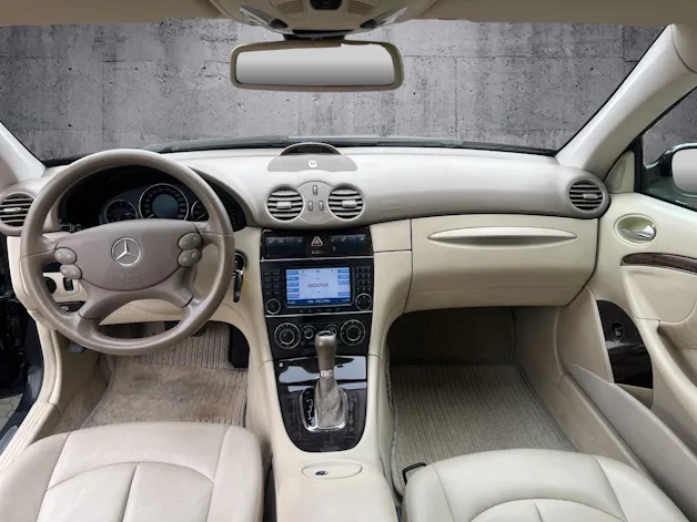 Mercedes-Benz CLK 350 Elégance 7G-Tronic