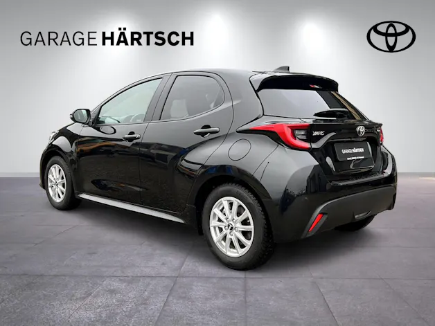 Toyota Yaris 1.5 VVT-i HSD Trend