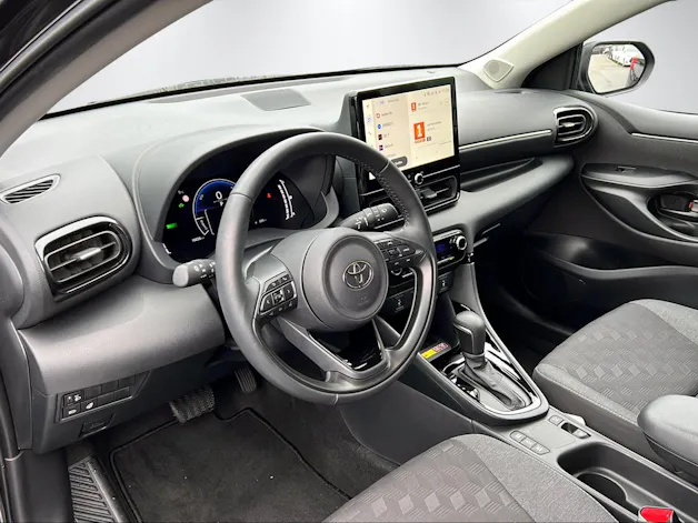 Toyota Yaris 1.5 VVT-i HSD Trend