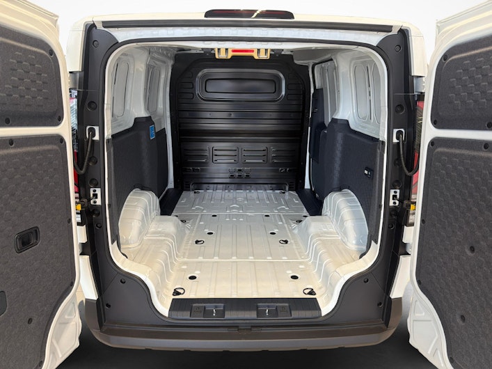 Vehicle image KIA PV5