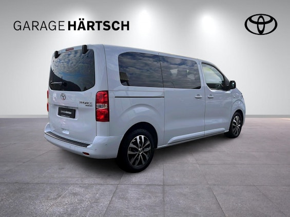 Vehicle image 6 Vehicle image 6