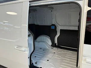 Kia PV5 Cargo 71.2 kWh Plus