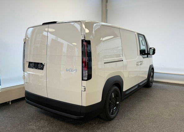 immagine del veicolo 4 immagine del veicolo 4