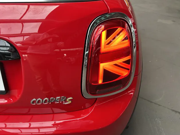 MINI F56 Cooper SE