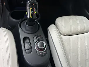 MINI F56 Cooper SE