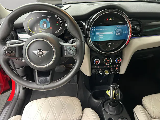 MINI F56 Cooper SE
