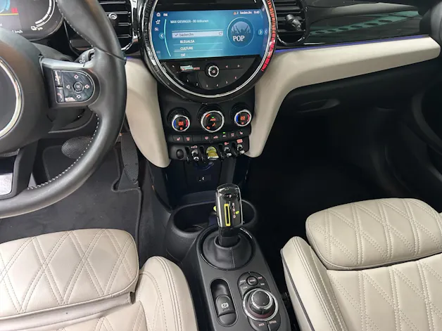 MINI F56 Cooper SE