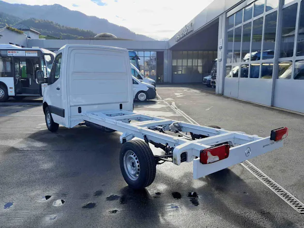 Mercedes-Benz Sprinter 317 CDI PRO CH L 4x2