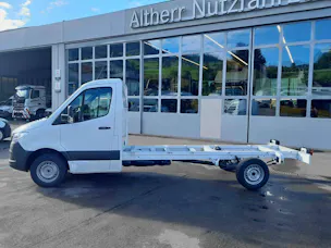 Mercedes-Benz Sprinter 317 CDI PRO CH L 4x2