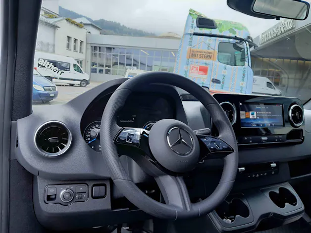 Mercedes-Benz eSprinter 420 PRO CH S 4x2 - Kipper