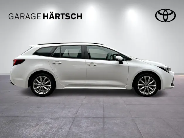 Toyota Corolla Touring Sports 1.8 HSD Comfort