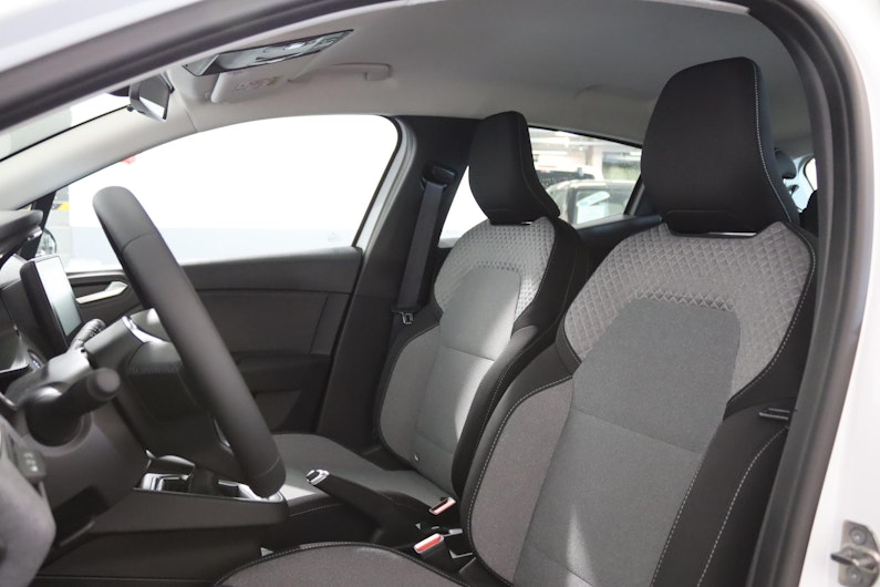 Vehicle image MITSUBISHI COLT