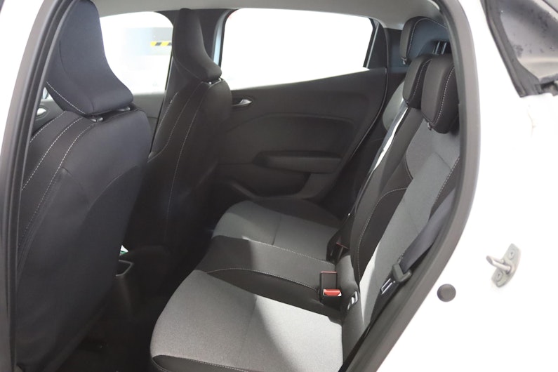 Vehicle image MITSUBISHI COLT