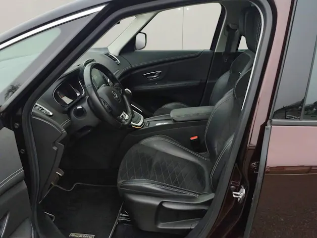 Renault Grand Scénic 1.3 TCe 160 Black Edition EDC