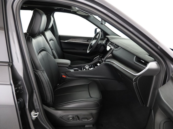 Fahrzeugbild JEEP Grand Cherokee