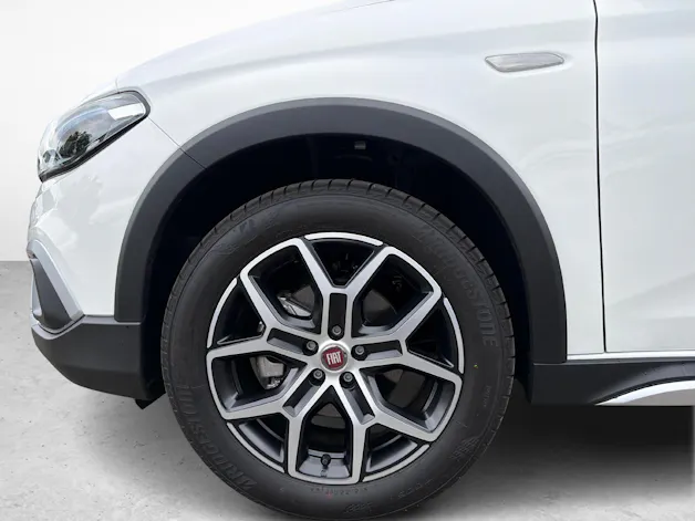Fiat Tipo SW 1.5 Hybrid Swiss Cross