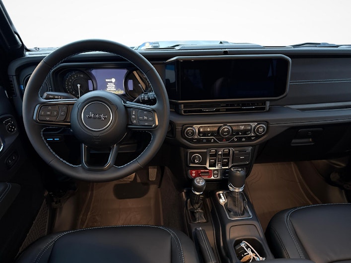 Vehicle image JEEP WRANGLER