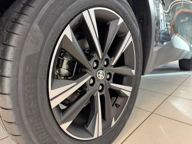 Toyota C-HR 2.0 PHEV Swiss Edition