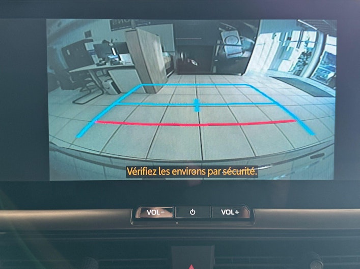 Vehicle image TOYOTA C-HR