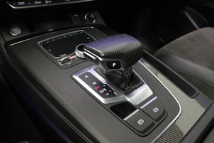 Vehicle image AUDI Q5 2.0 45 TFSI Sport qu. S-Tronic