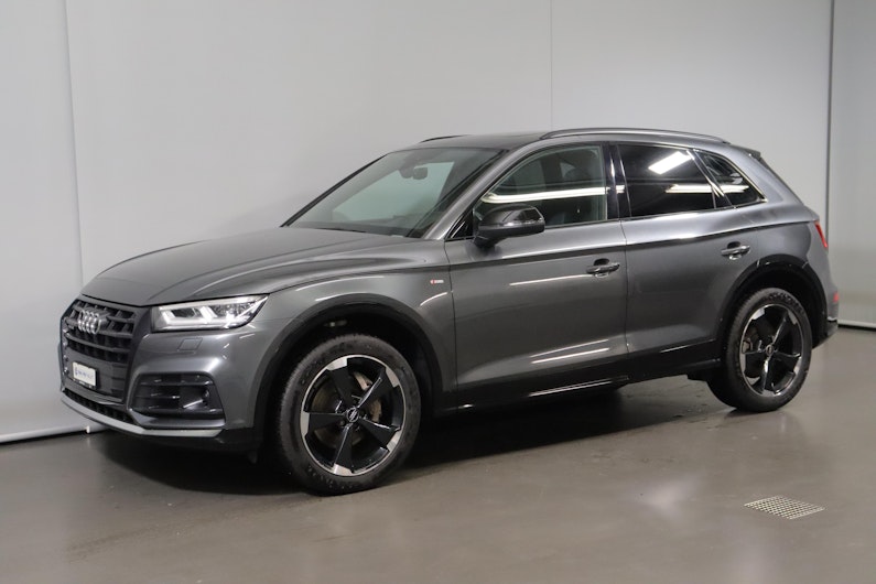 Vehicle image AUDI Q5