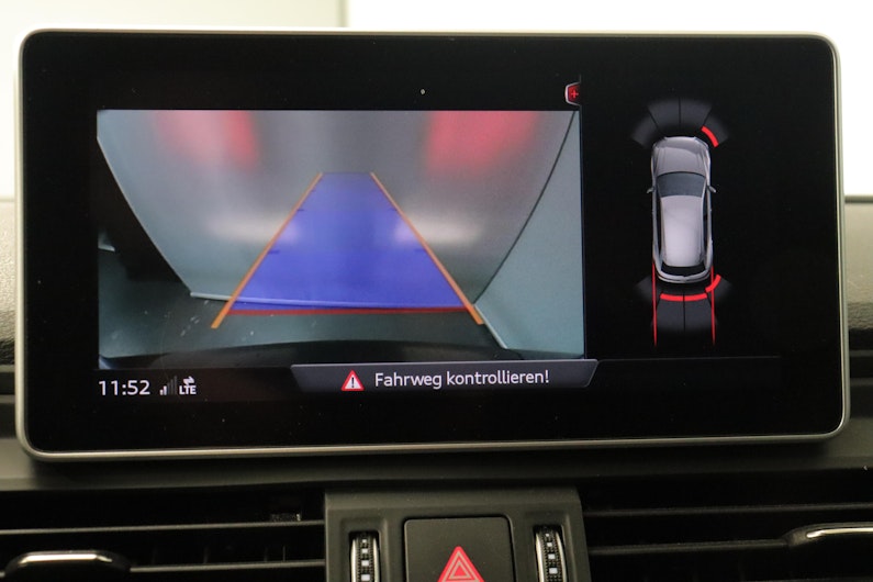 Vehicle image AUDI Q5