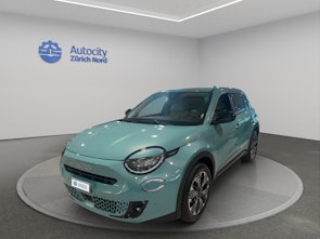 Vehicle image FIAT 600 1.2 Hybrid 145 La Prima