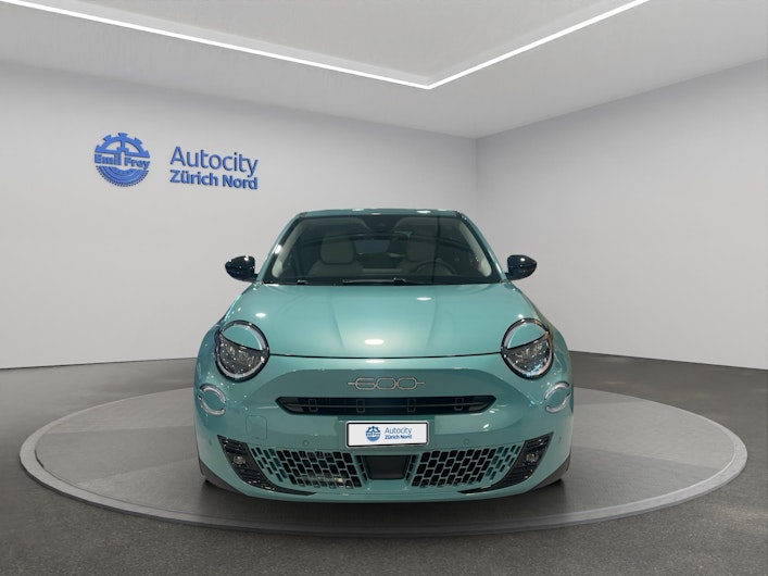 Vehicle image FIAT 600