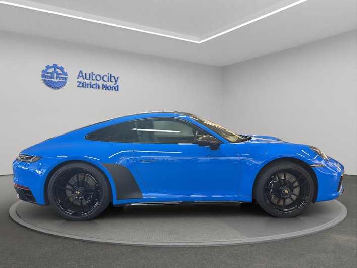 Vehicle image PORSCHE 911