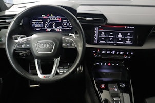Vehicle image AUDI RS3 Sportback 2.5 TFSI quattro S-Tronic